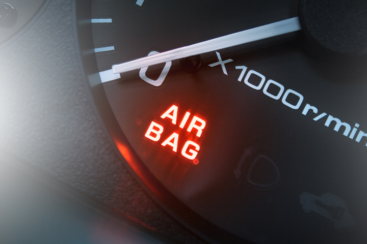 Qué hacer para que se apague la luz del airbag